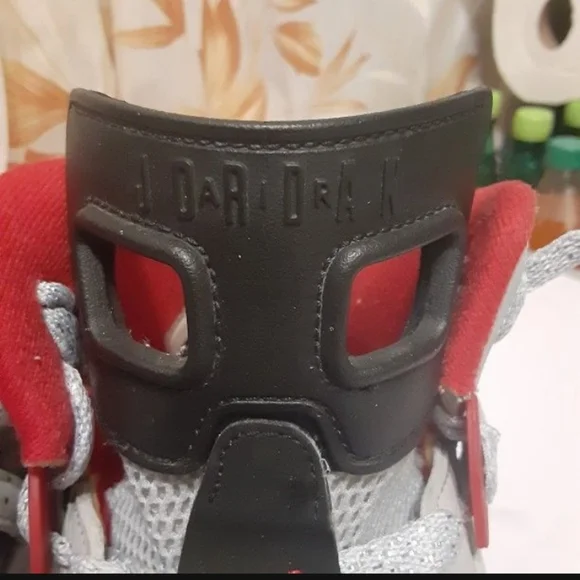 Jordan Spizike Wolf Grey sneakers, Size 10½ - Picture 6 of 9